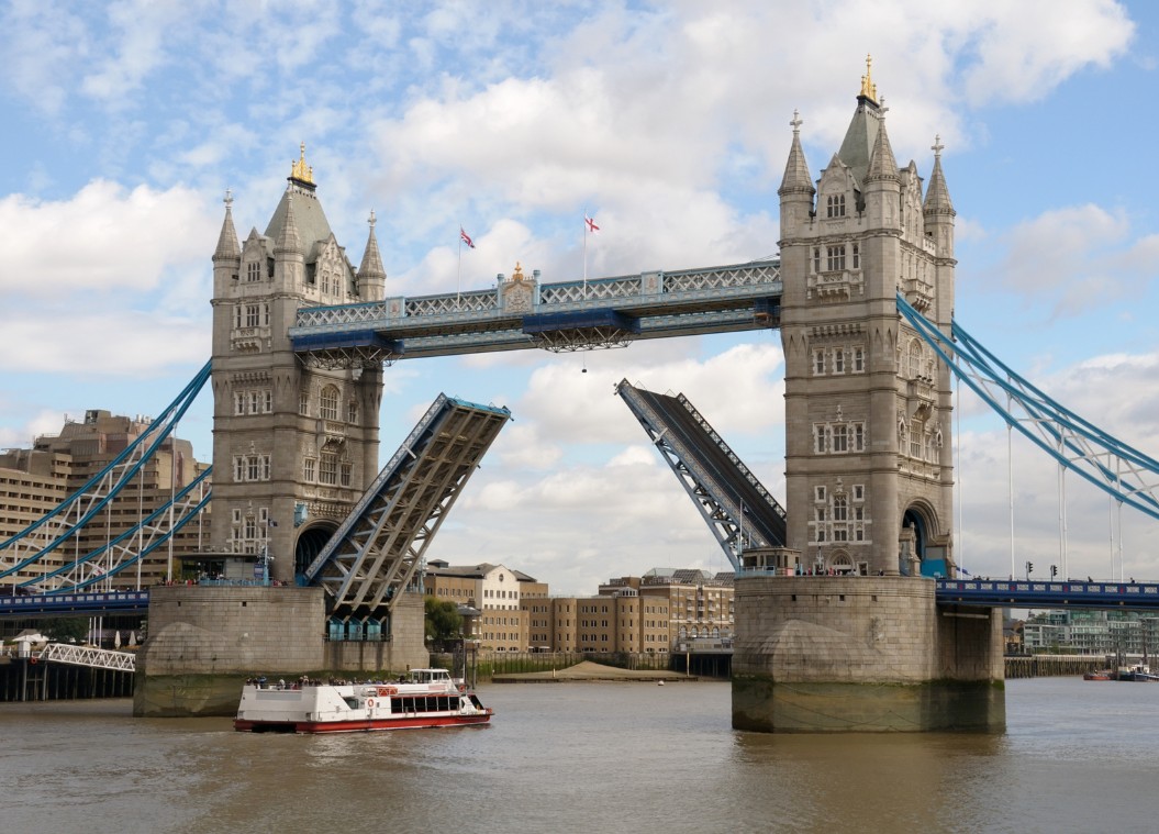 Największe londyńskie zabytki Tower Bridge